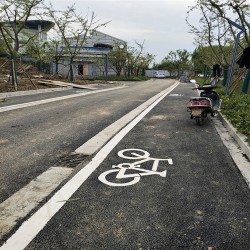 苏州行车道路面划线价格 苏州路面导向标志线施工价格