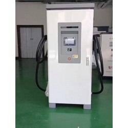 新能源直流充电桩30KW/120KW商用运营刷卡扫码通用